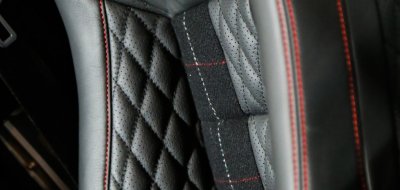 Land Rover Defender 2006 KAHN edition leather seat