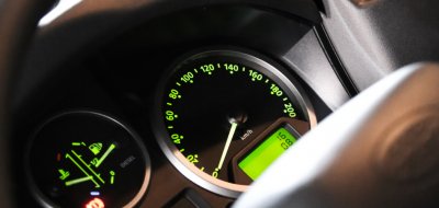Land Rover Defender single cab 2016 gauges