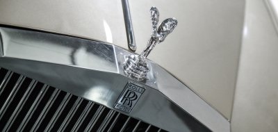 Rolls Royce Corniche 1973 hood emblem